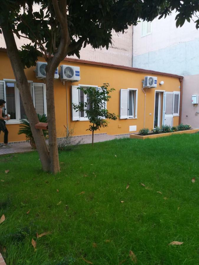 Villa Depandance Machiavelli Cagliari Exterior foto